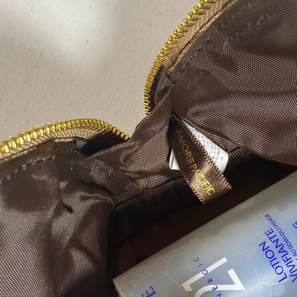 Amore Pacific Leather Cosmetic Bag, Light Brown, 8" x 5", New - Picture 10 of 11